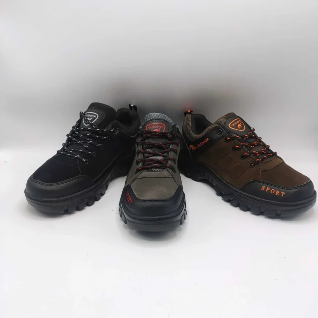 حذاء سبورت الصلب