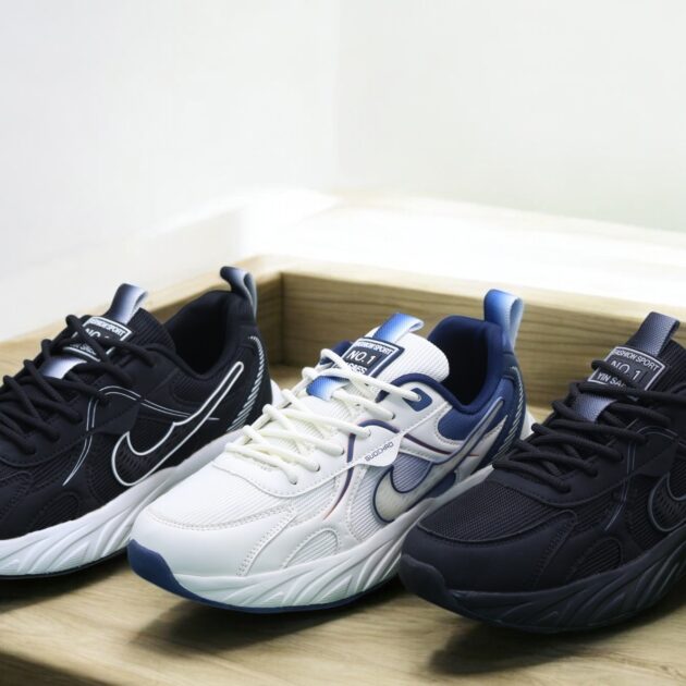 حذاء NIKE الجديد