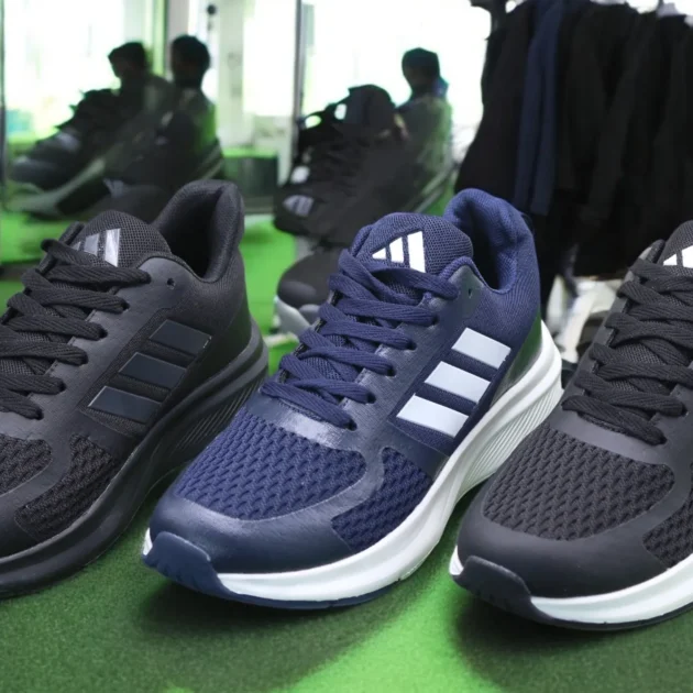 حذاء ADIDAS الجديد