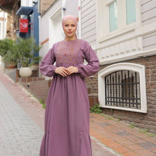 Robeنسائية أنيقة