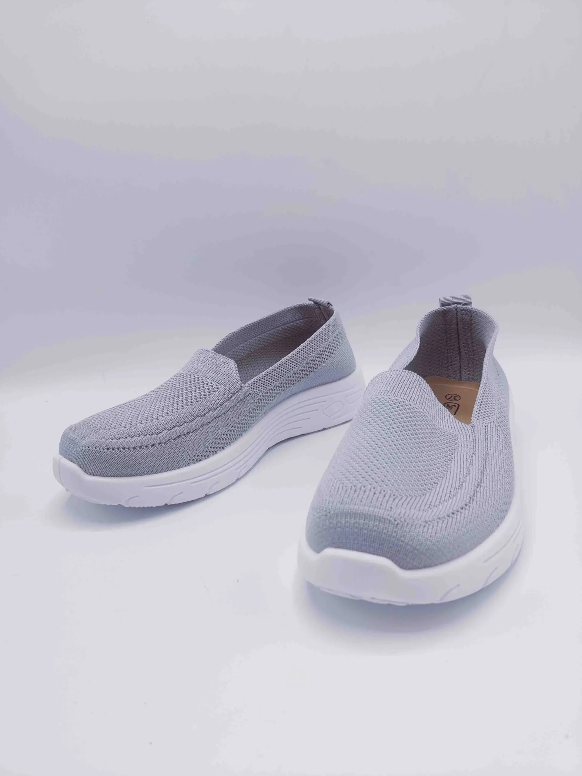 ⁦سيدتي هذا حذاءك الصيفي الرشيق و المريح⁩ - الصورة ⁦2⁩