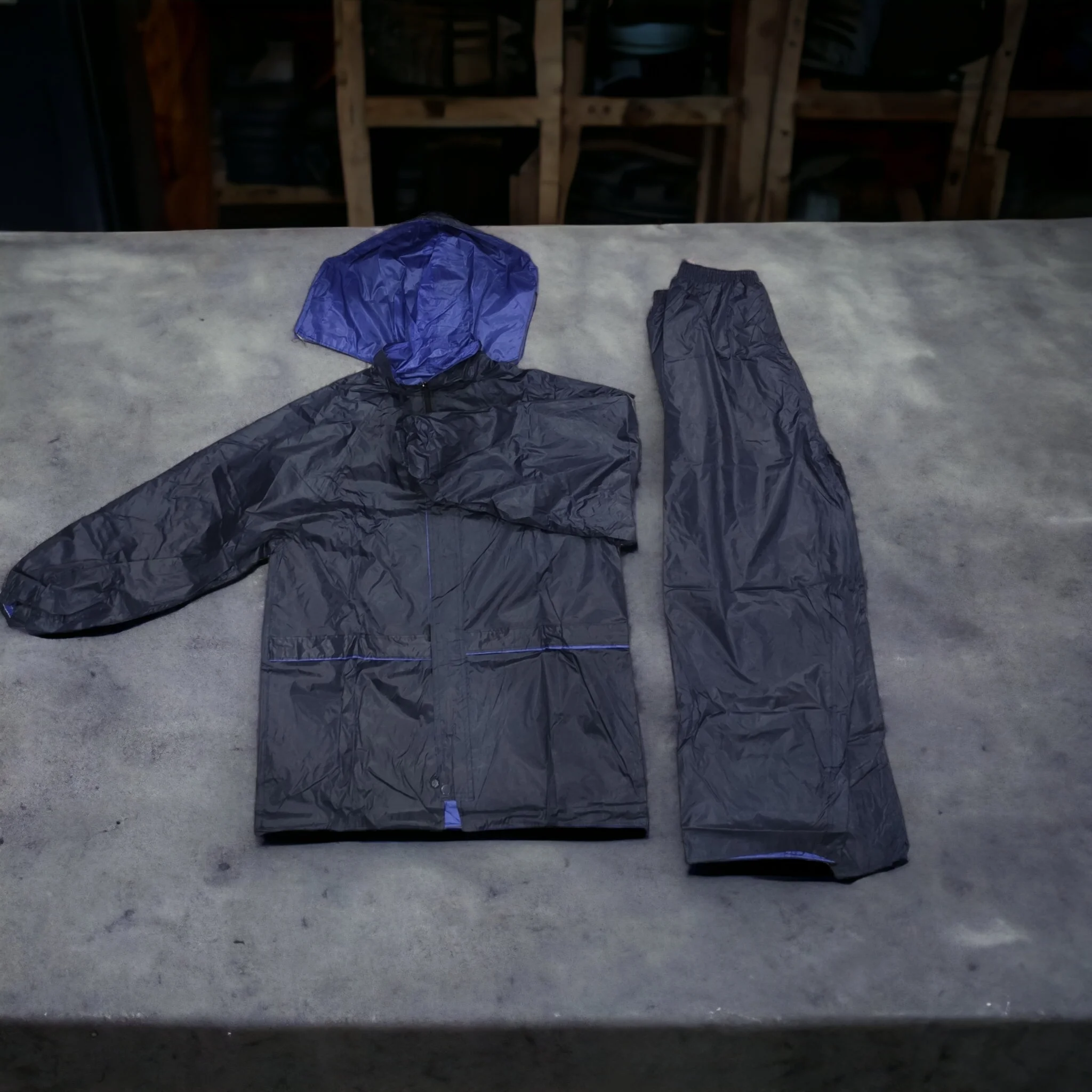 طقم عمل مضاد للأمطار و الثلوج (قطرة ماتفوتش) - الصورة 3