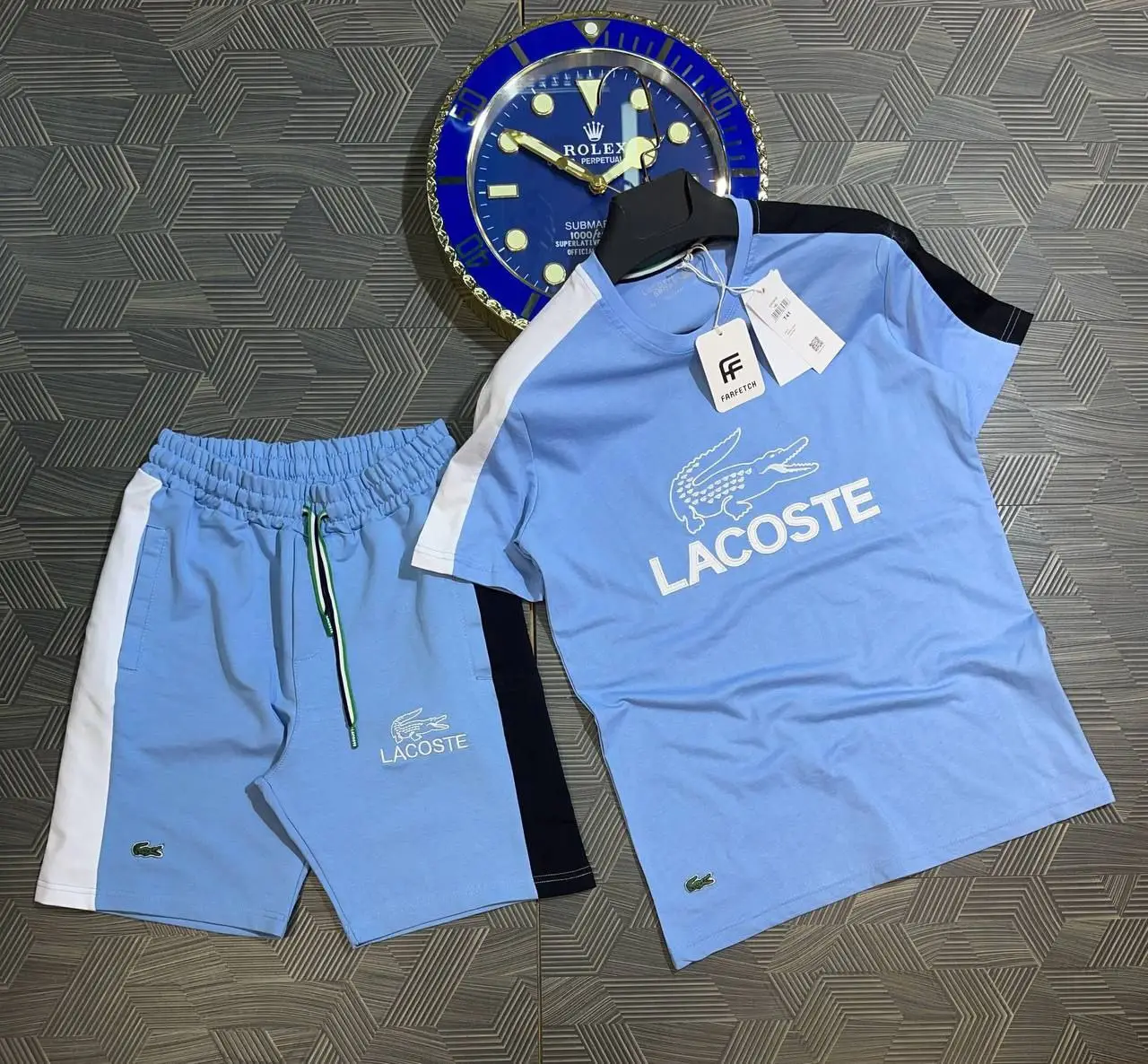 ⁦طقم صيفي من لاكوست⁩ - الصورة ⁦2⁩