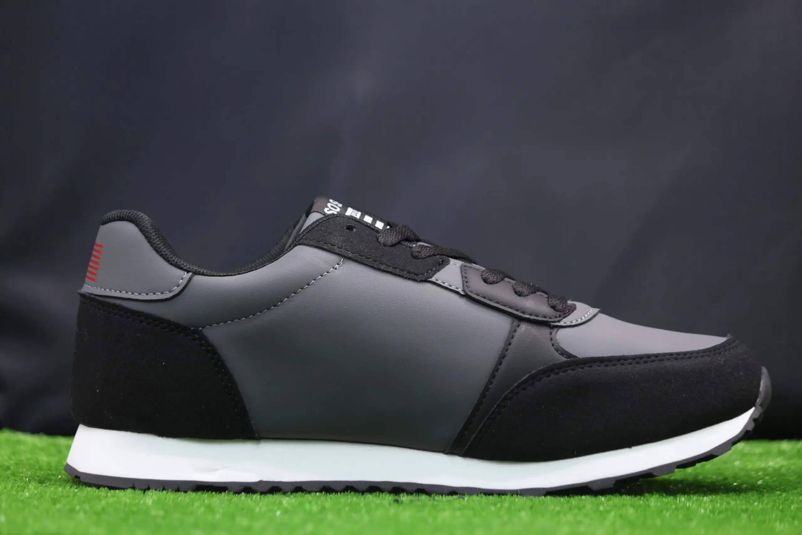 ⁦حذاء AVIREX⁩ - الصورة ⁦10⁩