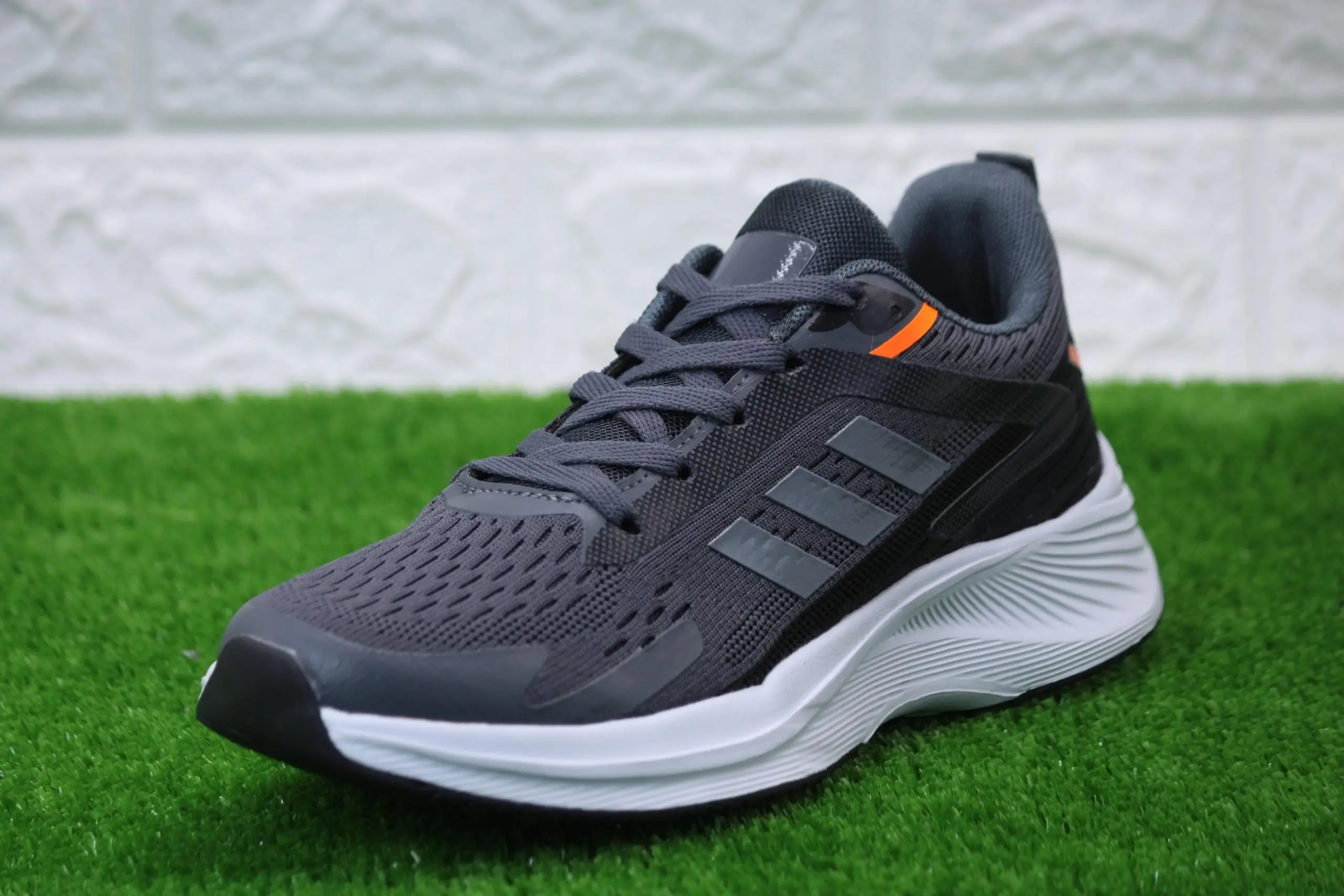 ⁦حذاء ADIDAS FASHION⁩ - الصورة ⁦4⁩