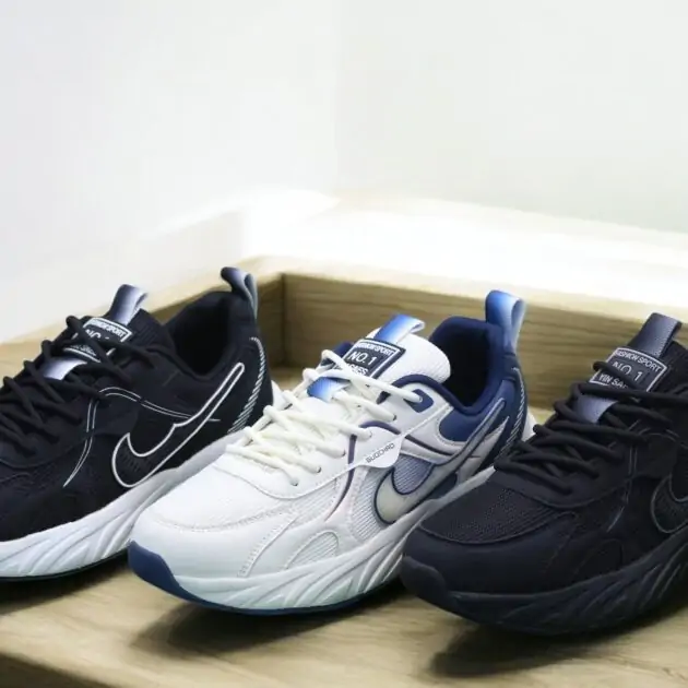 حذاء NIKE الجديد