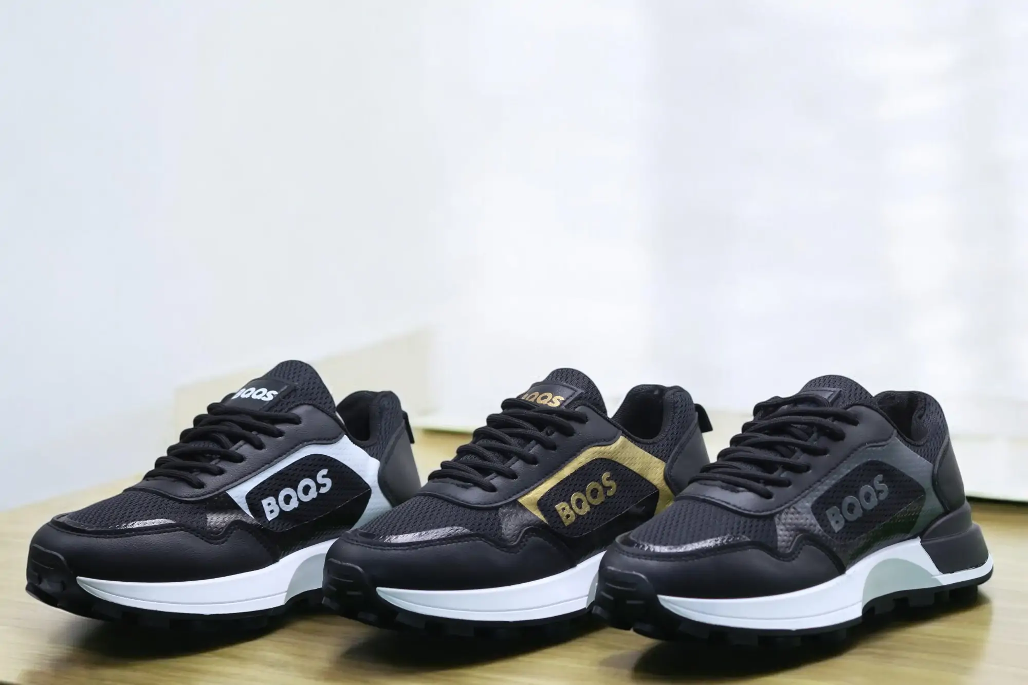 حذاء BQQS الجديد