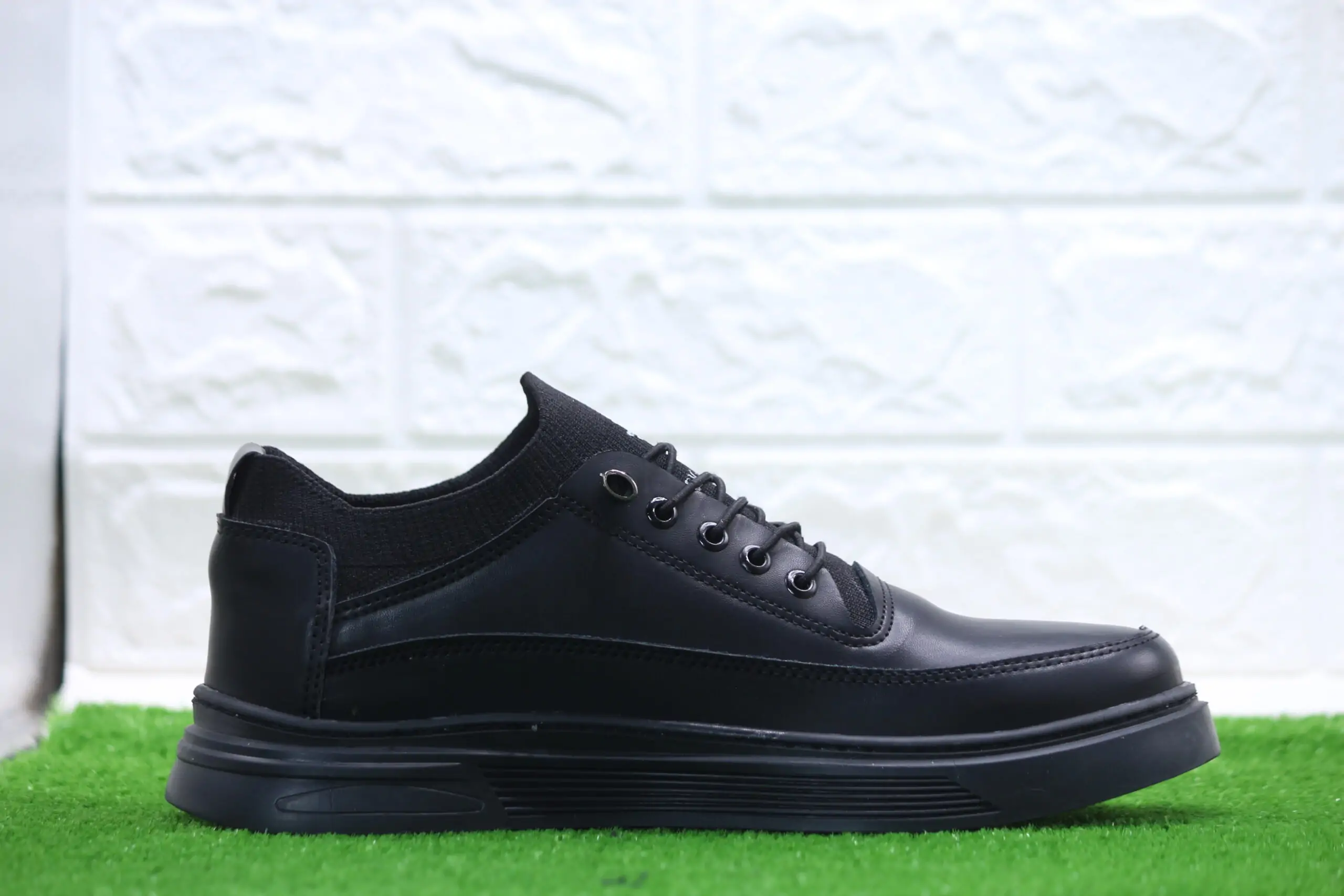 ⁦حذاء EMPORIO ARMANI⁩ - الصورة ⁦8⁩