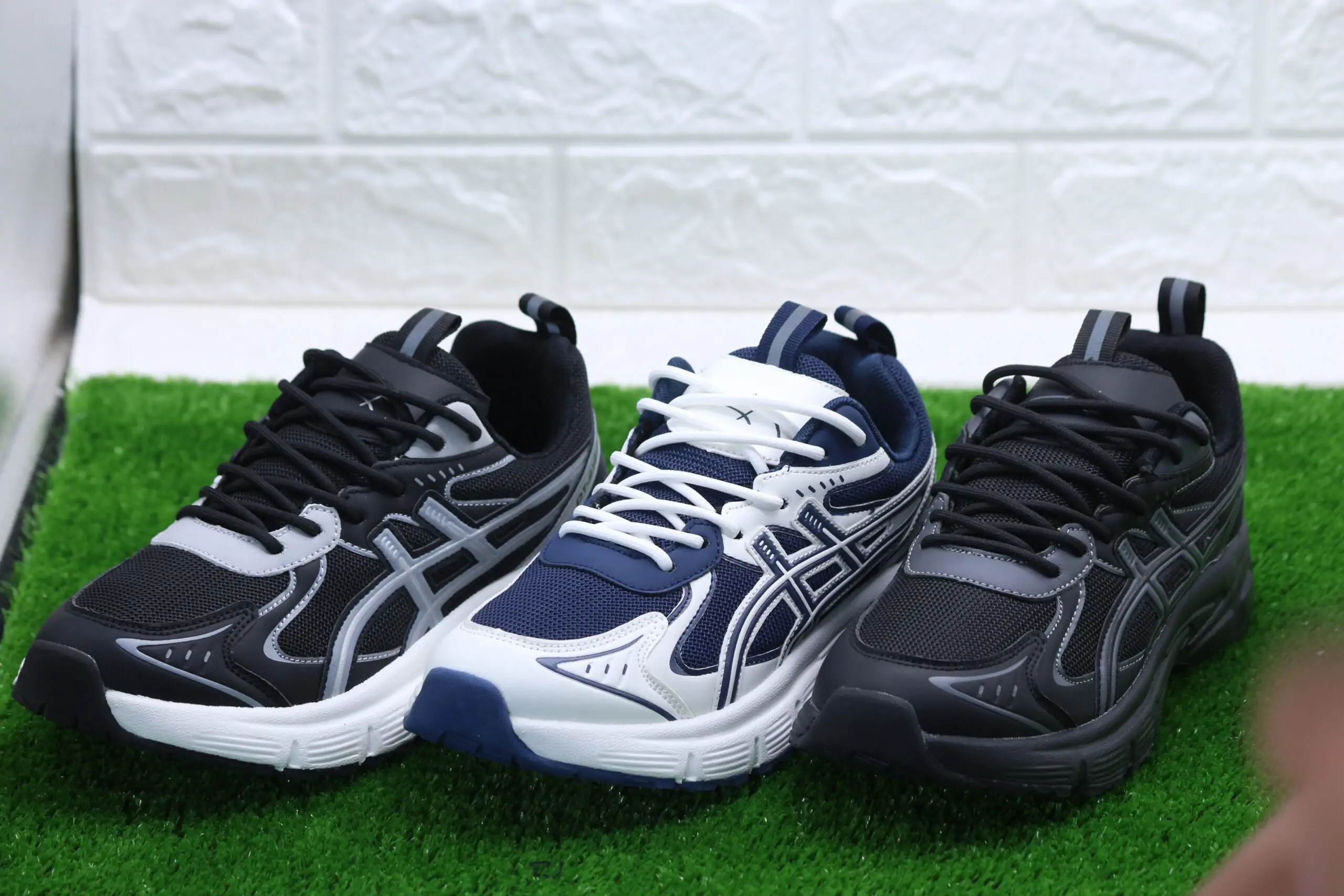 ⁦حذاء ASICS⁩ - الصورة ⁦2⁩