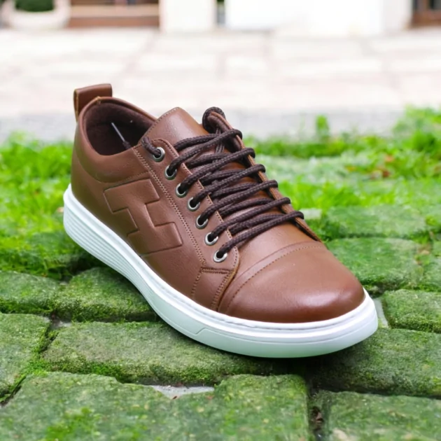 حذاء كلاسيكي H