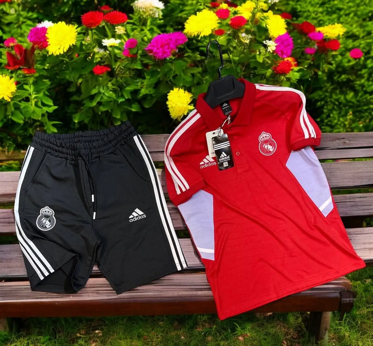 ⁦طقم ريال مدريد اللون الأحمر⁩ - الصورة ⁦3⁩