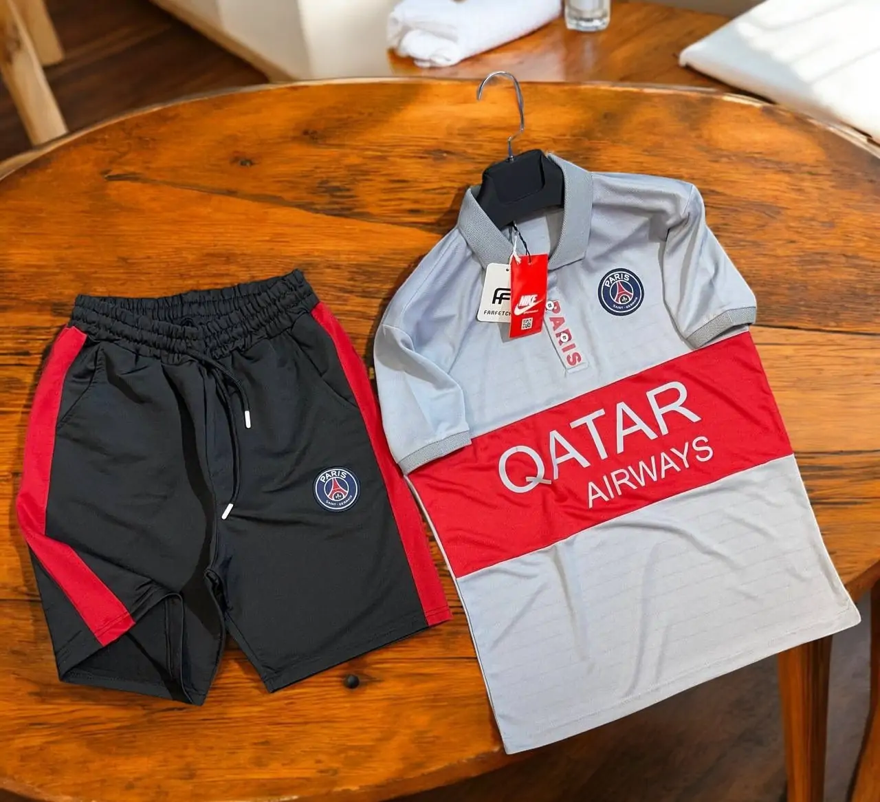 ⁦طقم PSG رمادي اللون⁩ - الصورة ⁦2⁩