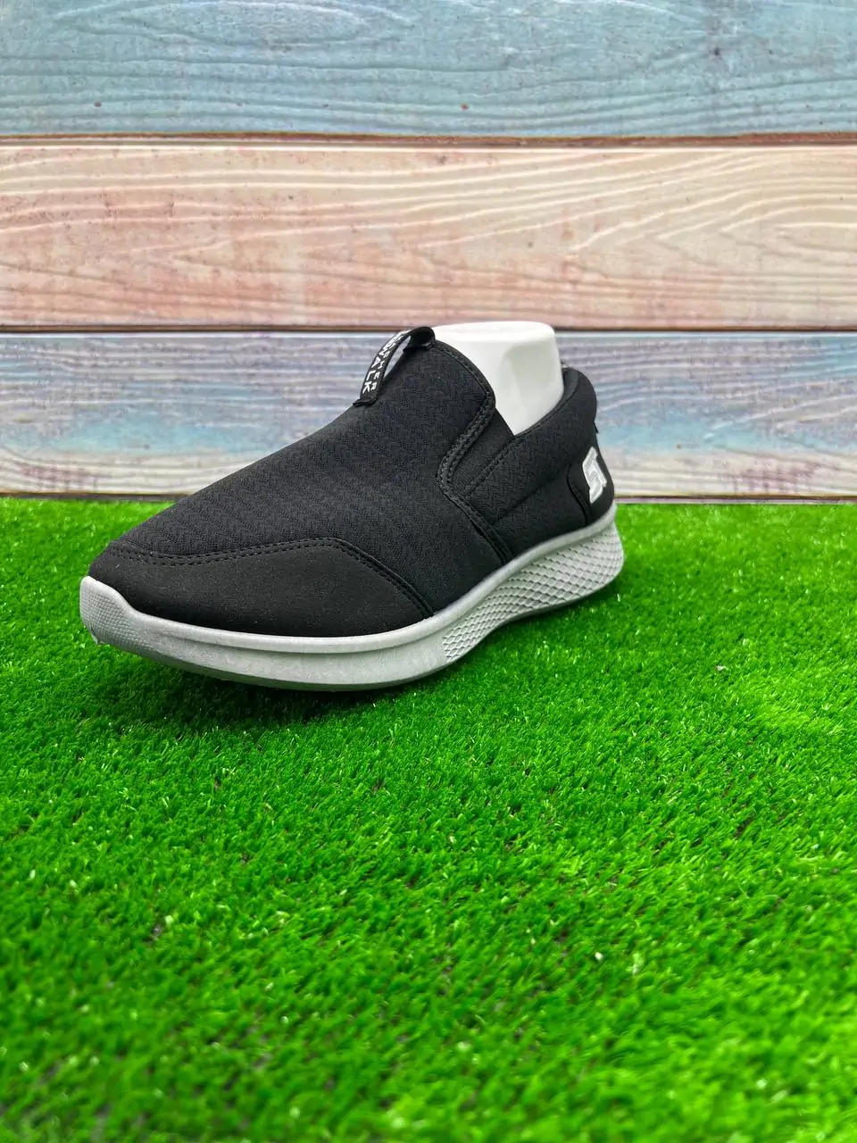 ⁦حذاء Skechers المميز⁩ - الصورة ⁦8⁩