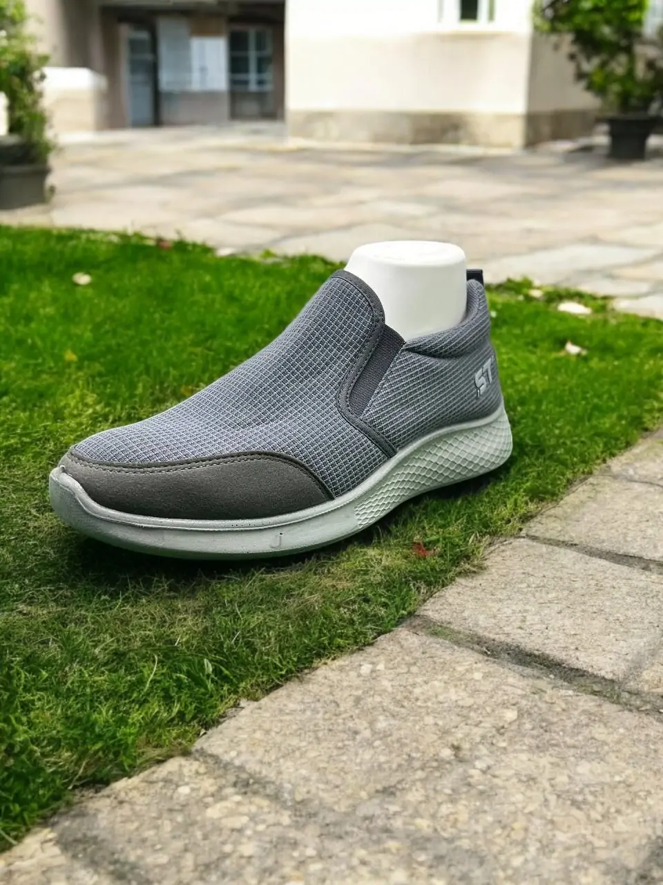 ⁦حذاء سكيتشر⁩ - الصورة ⁦9⁩