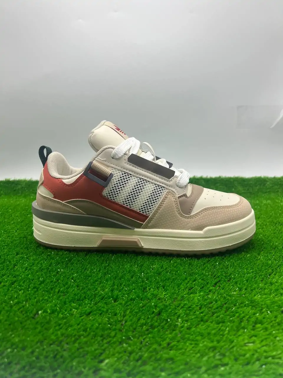 ⁦حذاء Adidas الأنيق⁩ - الصورة ⁦11⁩