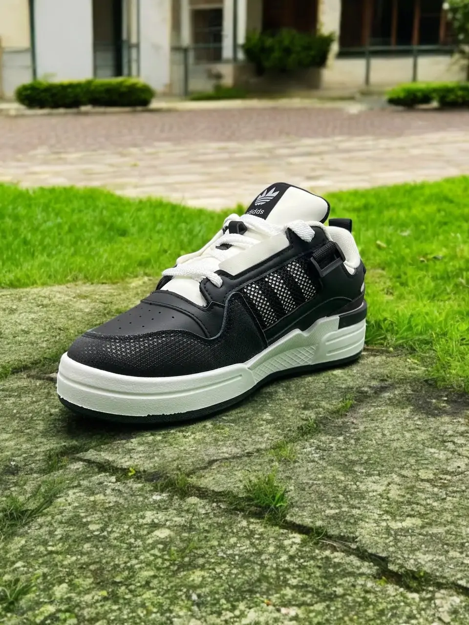 ⁦حذاء Adidas الأنيق⁩ - الصورة ⁦15⁩