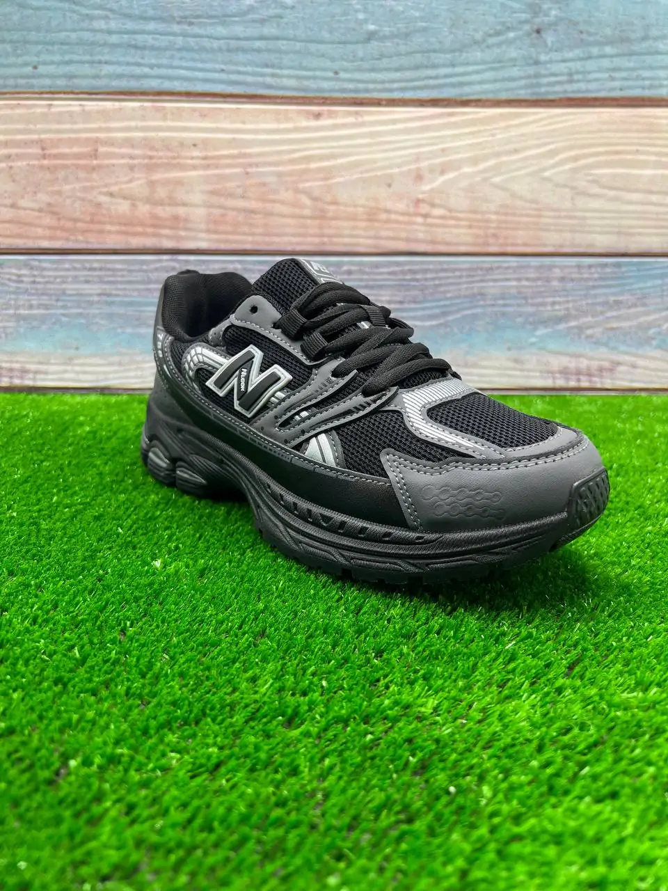 ⁦حذاء نيو بالانس الأنيق⁩ - الصورة ⁦4⁩