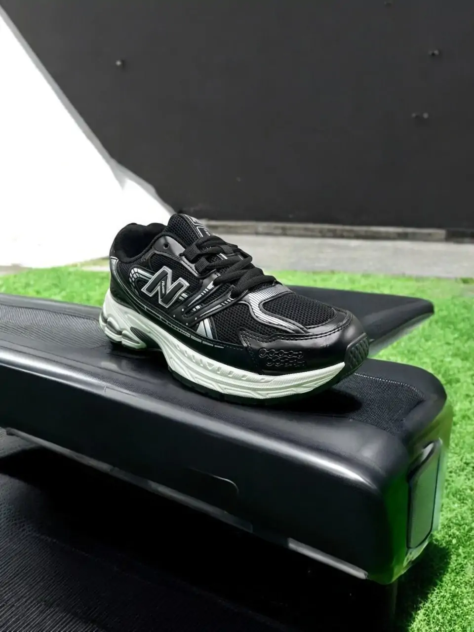 ⁦حذاء نيو بالانس الأنيق⁩ - الصورة ⁦13⁩