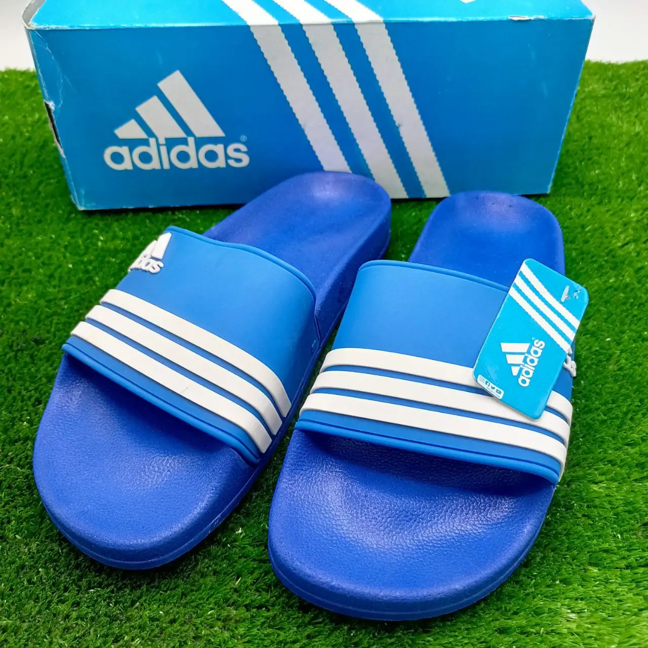 ⁦كلاكات ربيعية adidas⁩ - الصورة ⁦11⁩