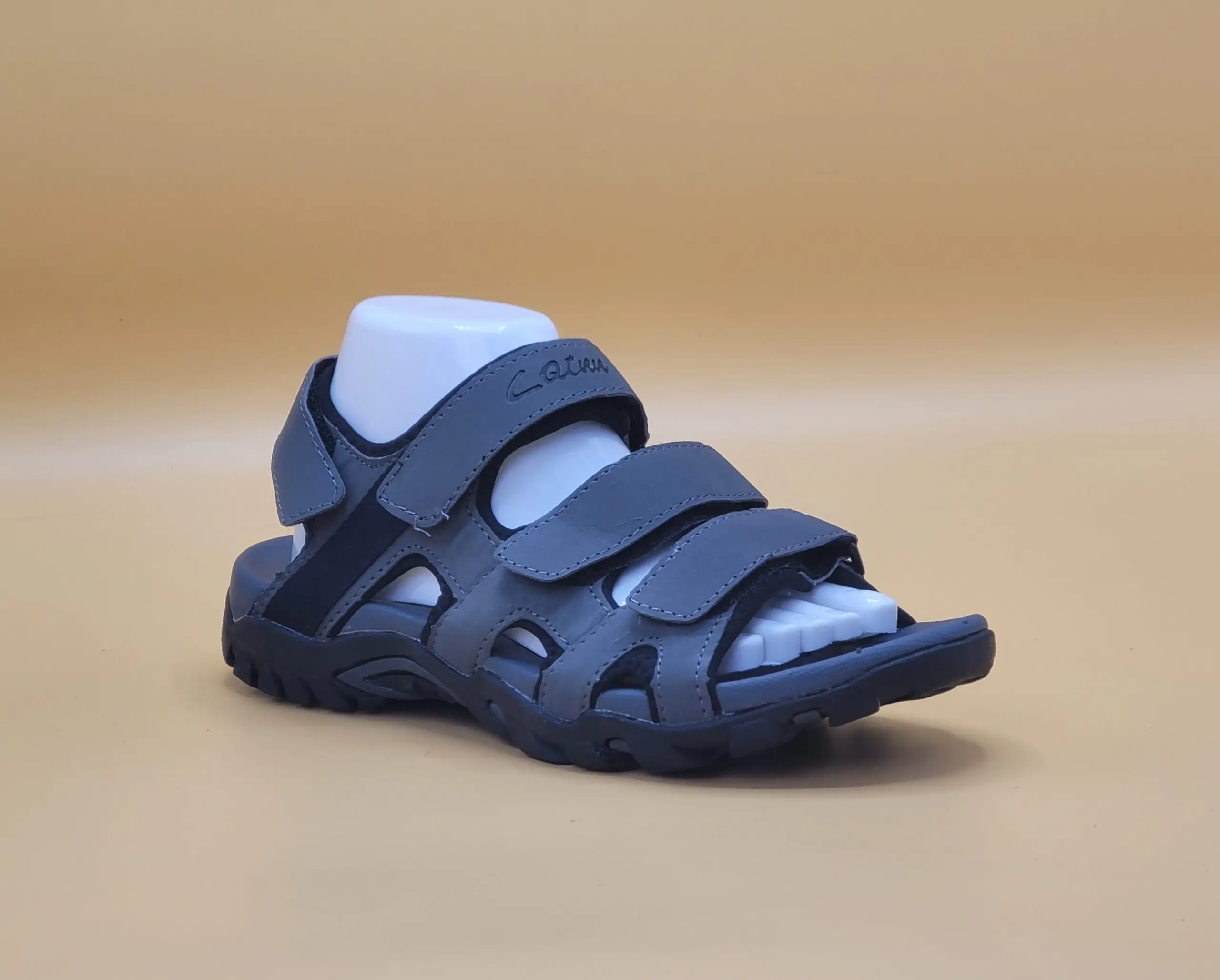 ⁦سندالة شبابية بتصميم عصري⁩ - الصورة ⁦10⁩