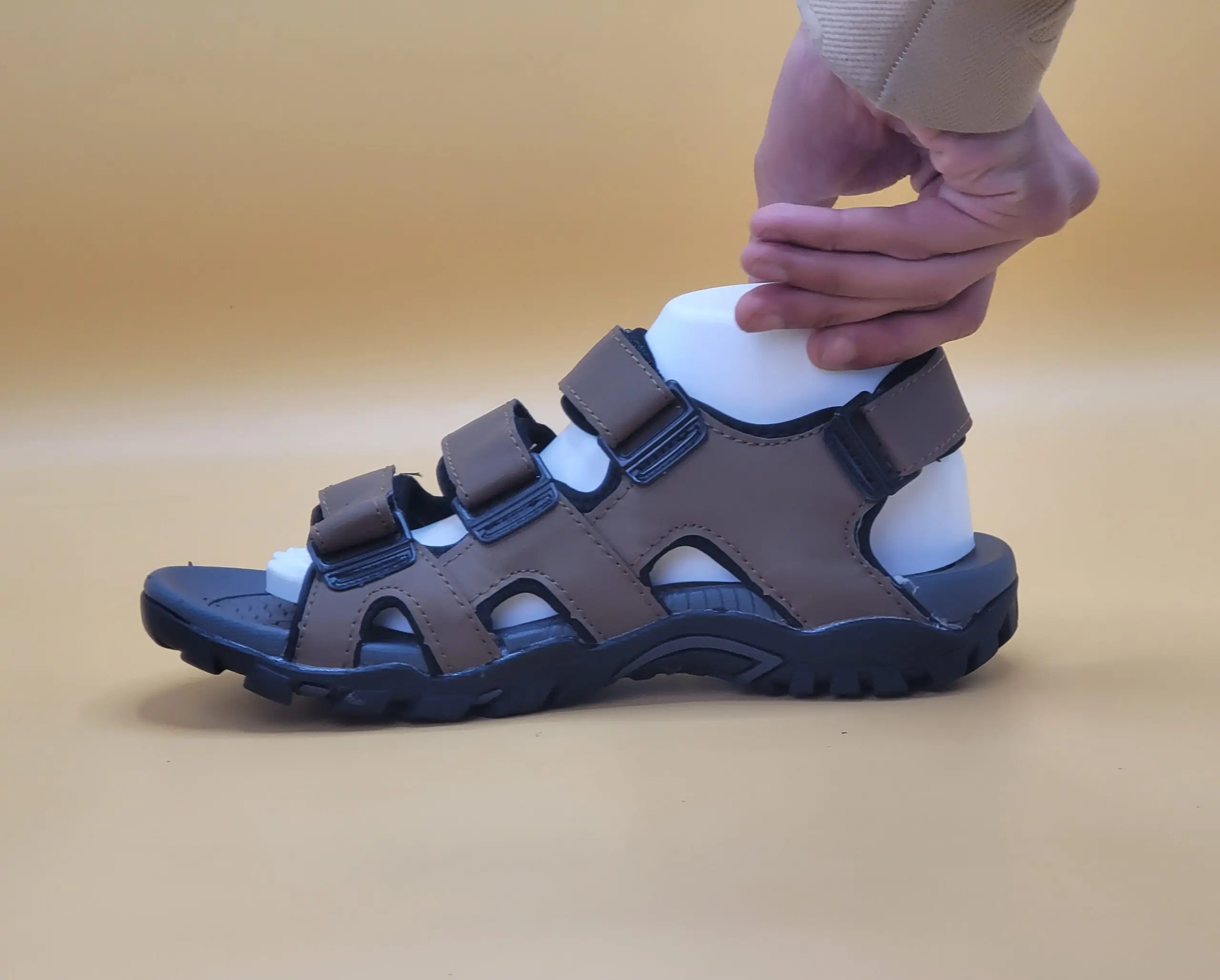 ⁦سندالة شبابية بتصميم عصري⁩ - الصورة ⁦5⁩