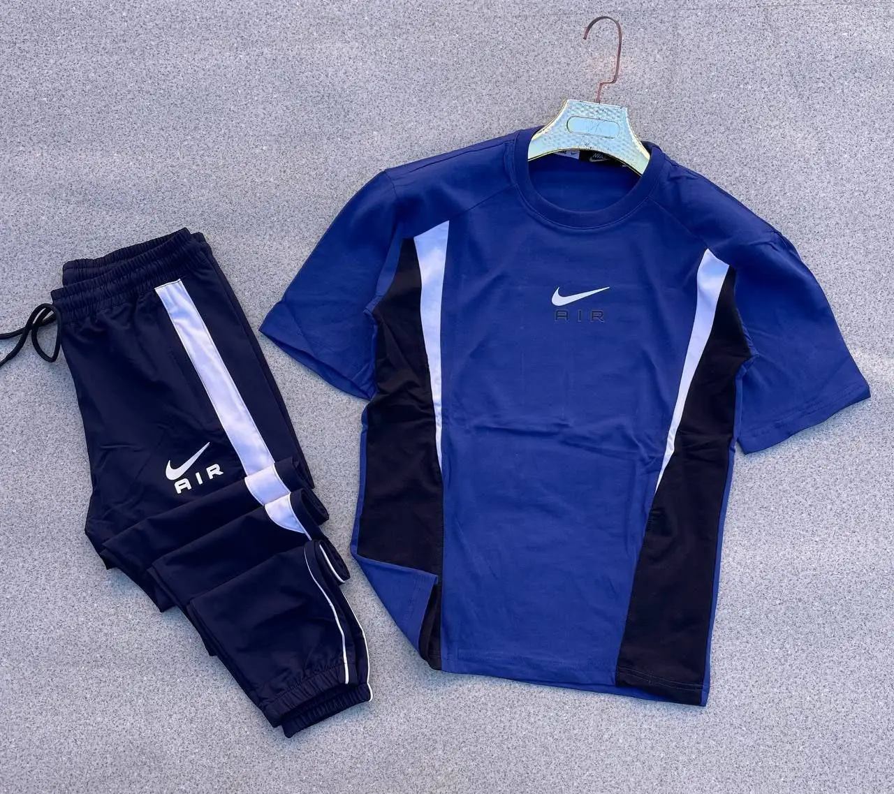 ⁦أُنسومبل AIR الجديد⁩ - الصورة ⁦3⁩