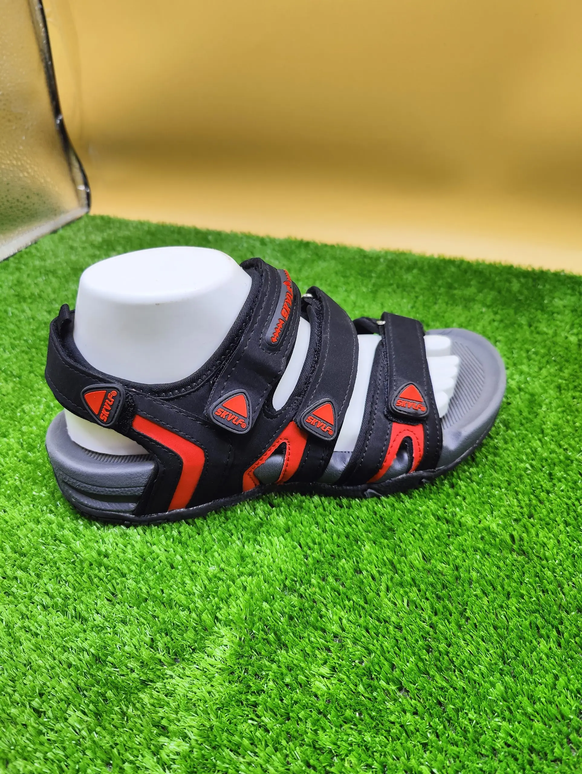 ⁦صندلة sky fly red⁩ - الصورة ⁦2⁩