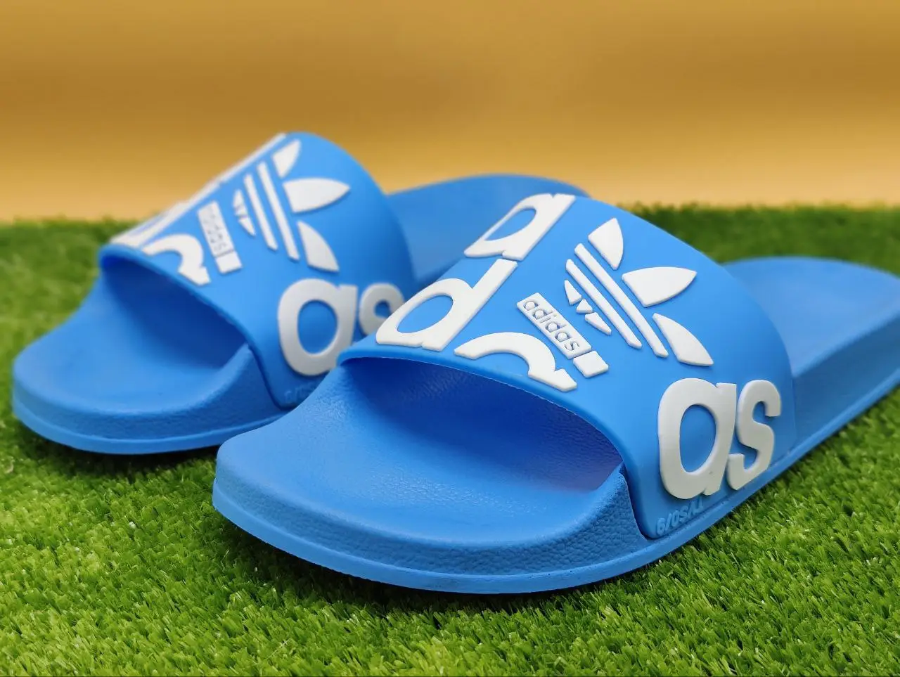 ⁦كلاكات adidas 2025⁩ - الصورة ⁦11⁩