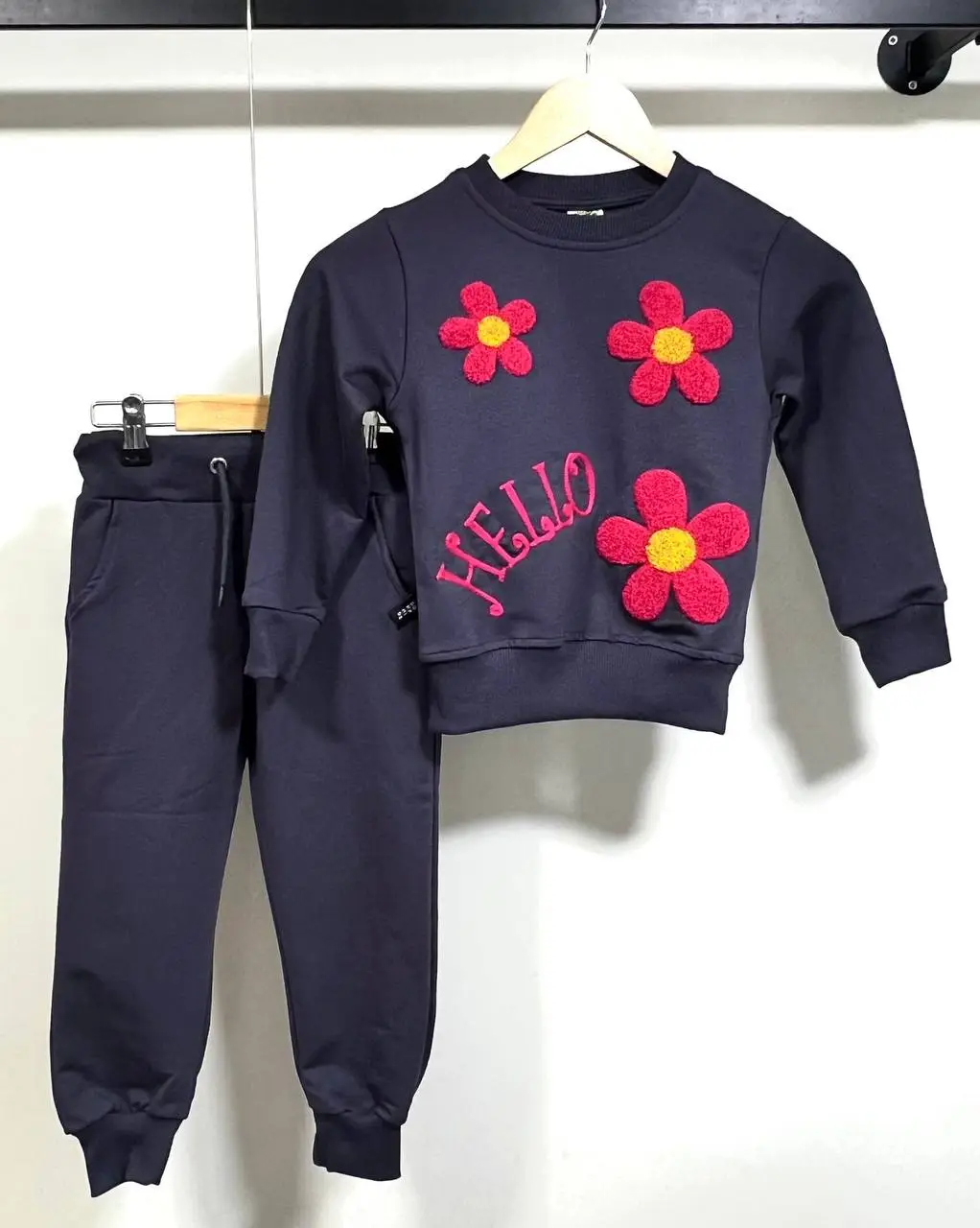 ⁦طقم بنات HELLO⁩ - الصورة ⁦6⁩