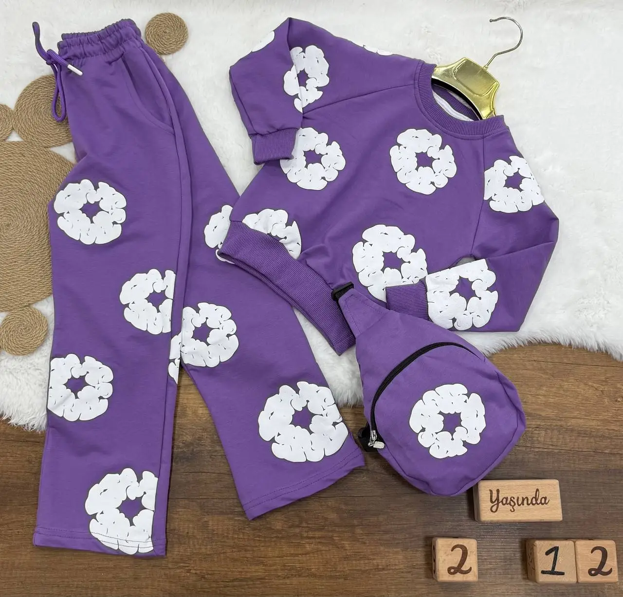 ⁦طقم للفتيات 2025⁩ - الصورة ⁦3⁩