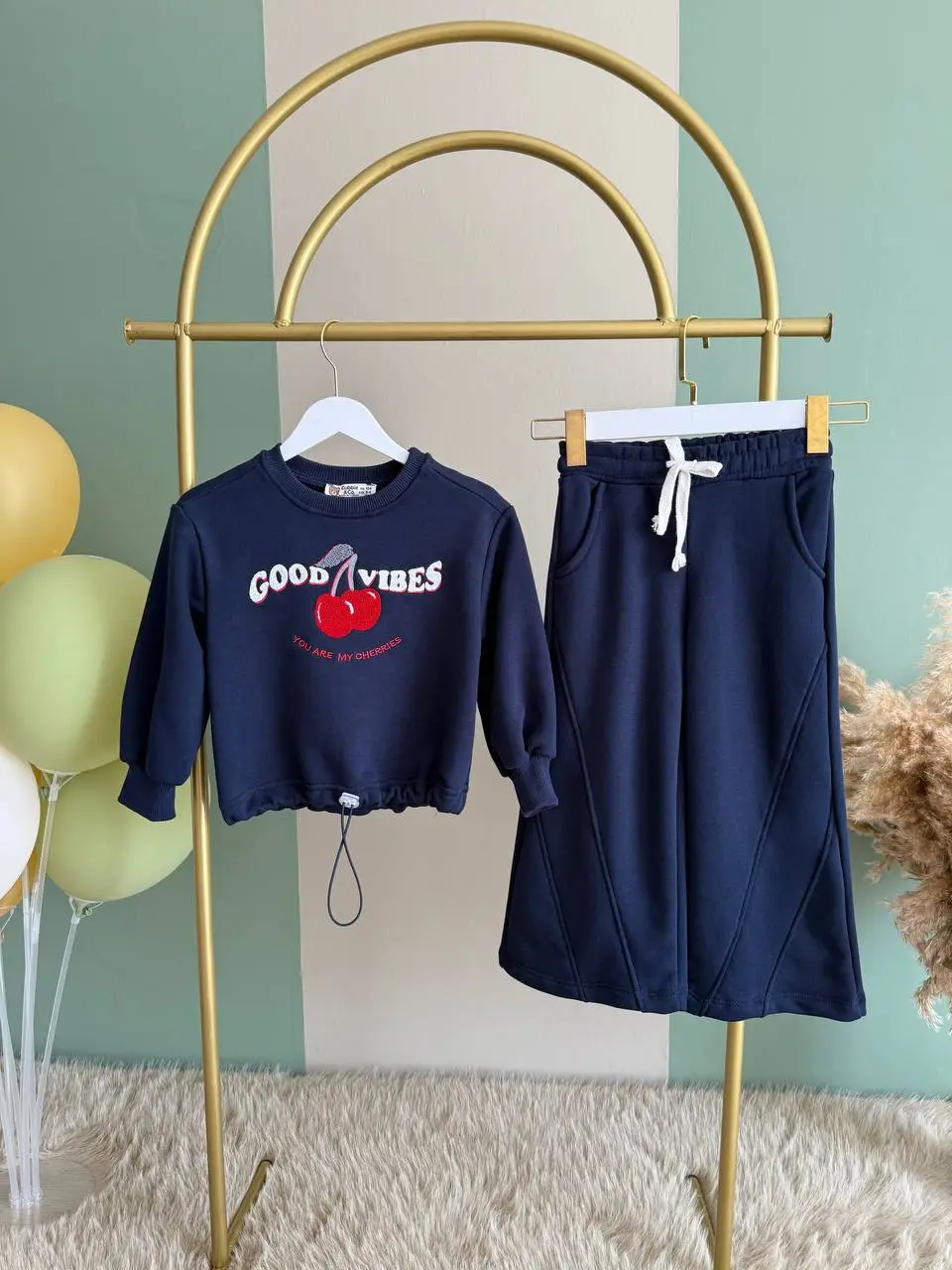 ⁦طقم الكرزة⁩ - الصورة ⁦2⁩