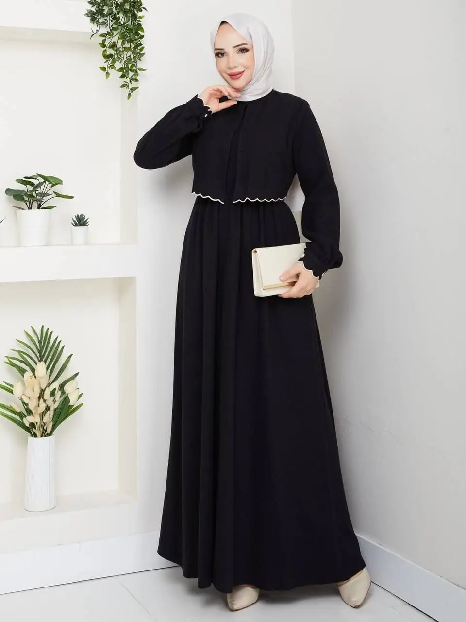 ⁦فستان الملكة⁩ - الصورة ⁦3⁩