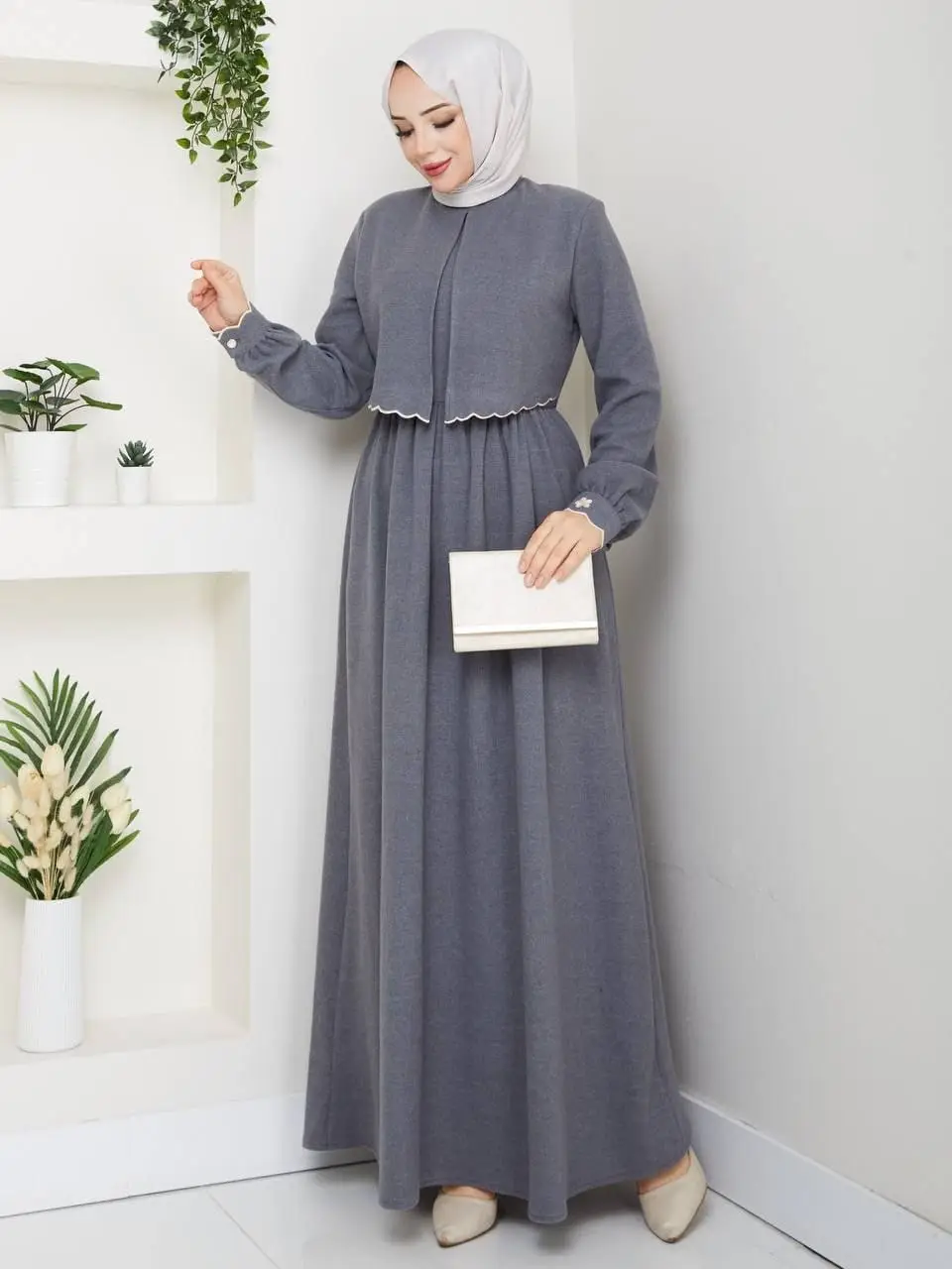 ⁦فستان الملكة⁩ - الصورة ⁦2⁩