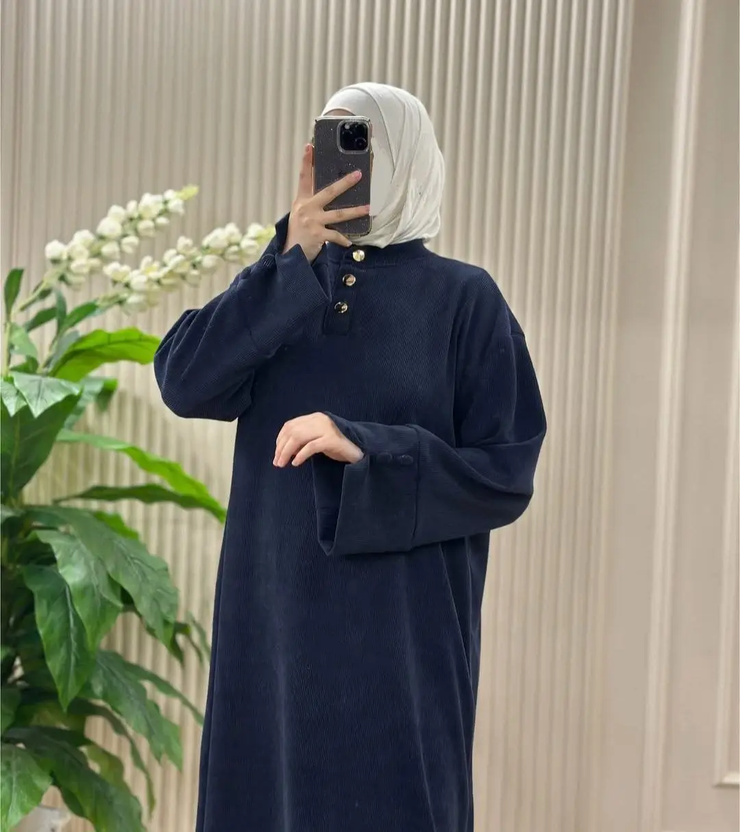 ⁦عباءة الشتاء الفاخرة⁩ - الصورة ⁦5⁩