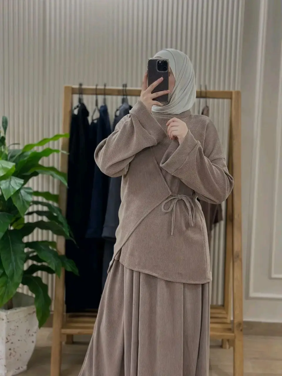 ⁦طقم الكورديروي⁩ - الصورة ⁦2⁩