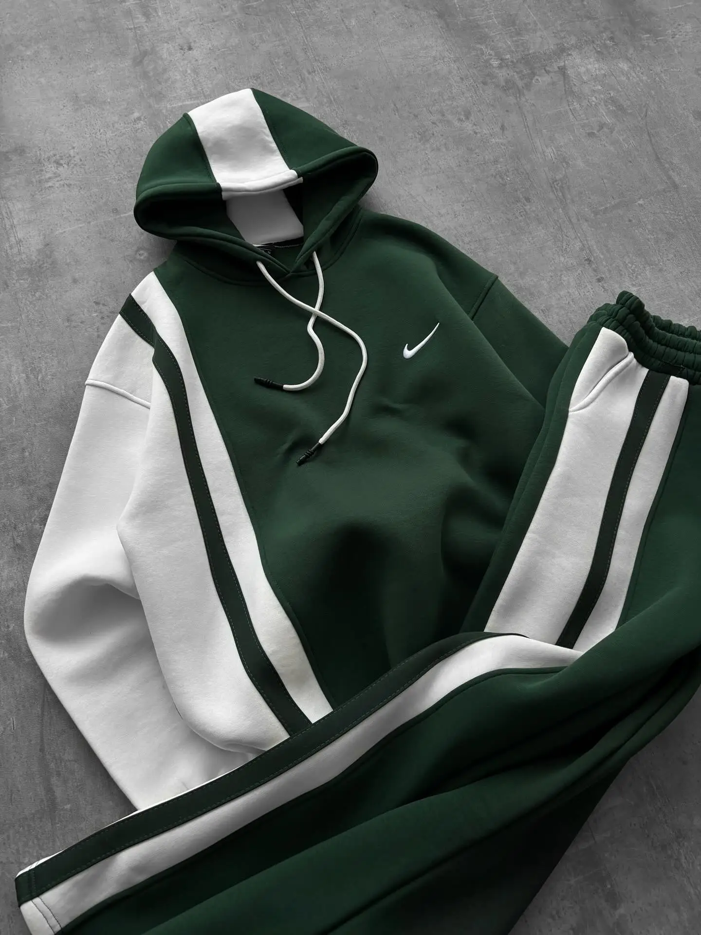 SWEAT NIKE