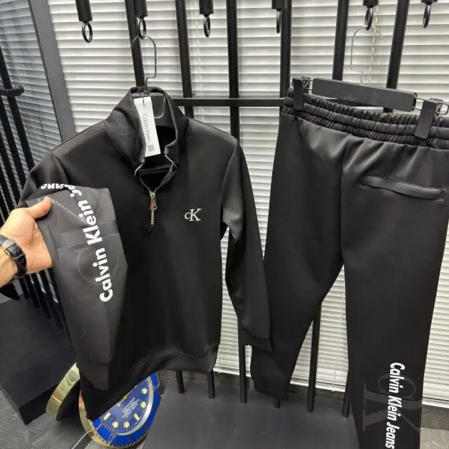 بدلة رياضية Calvin