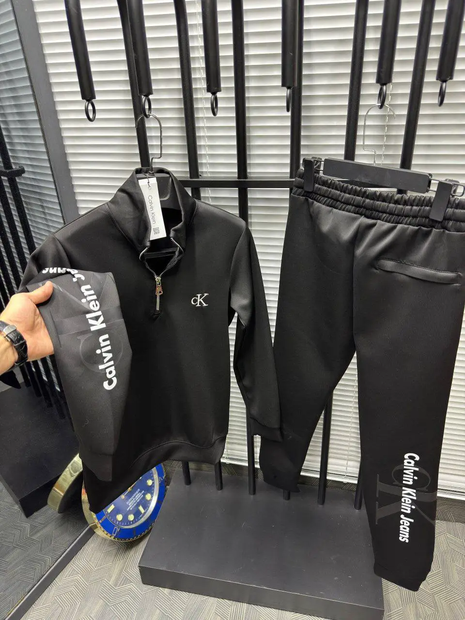 بدلة رياضية Calvin